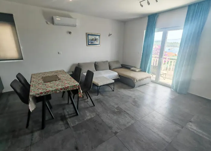 公寓 Seaview And Relax 鲁巴达
