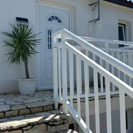 Seaview And Relax Apartment